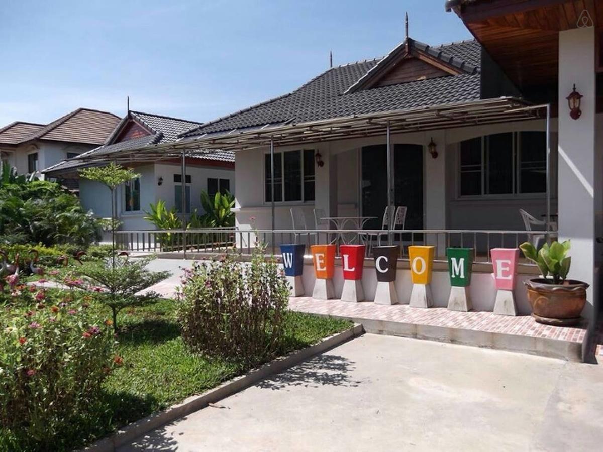 Nuch'S Apple Guest House Si Bun Ruang Buitenkant foto
